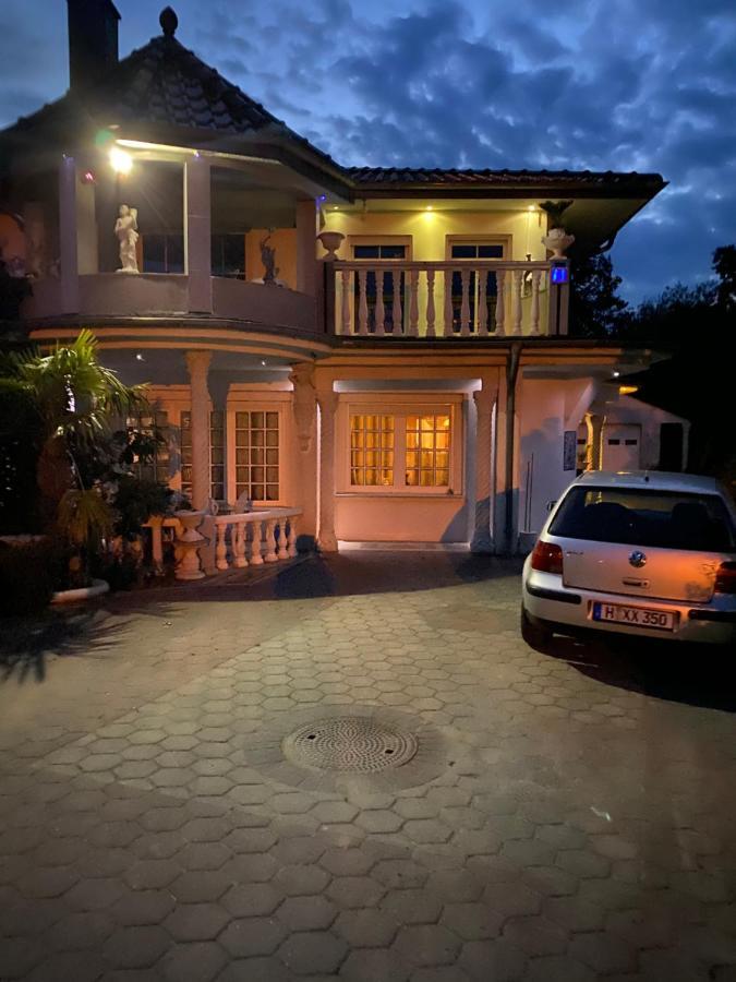 Villa In วัลส์โฮเดอ ภายนอก รูปภาพ