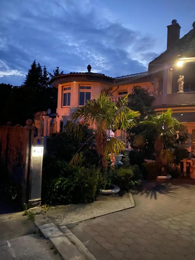 Villa In วัลส์โฮเดอ ภายนอก รูปภาพ