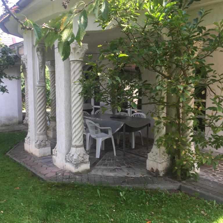 Villa In วัลส์โฮเดอ ภายนอก รูปภาพ