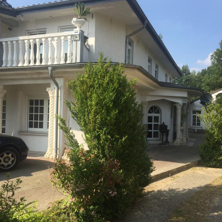 Villa In วัลส์โฮเดอ ภายนอก รูปภาพ